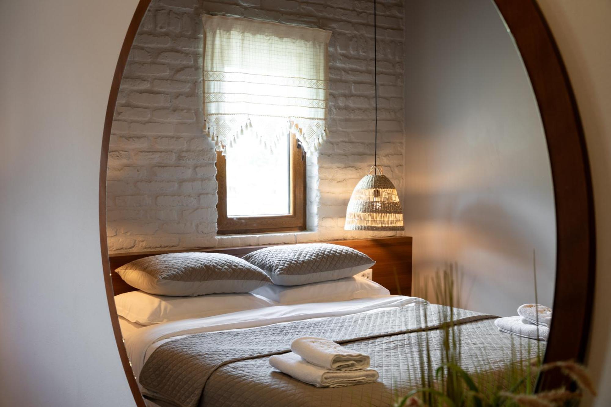 The Stone Sky Hotel Gjirokaster Bagian luar foto