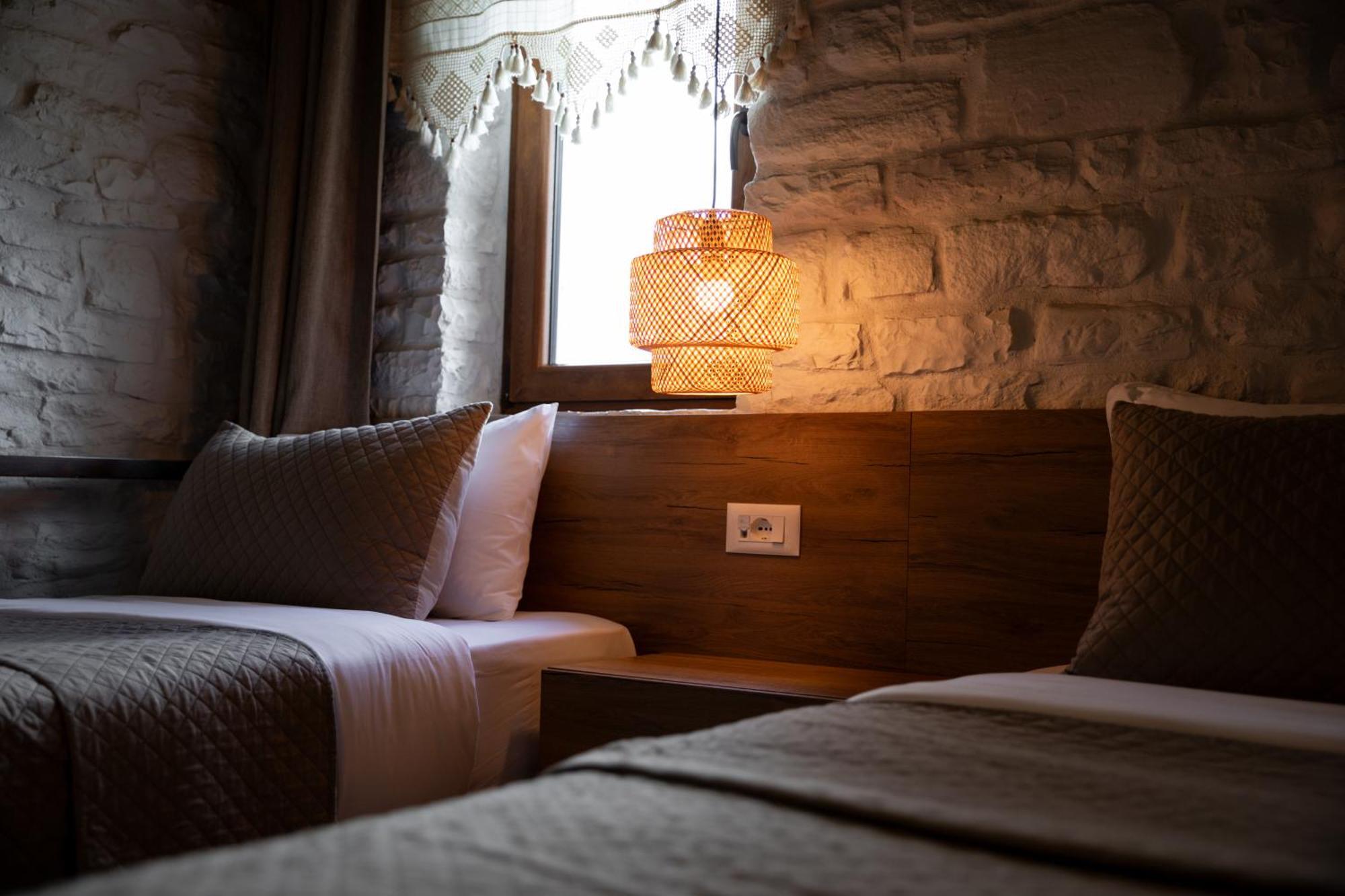 The Stone Sky Hotel Gjirokaster Bagian luar foto