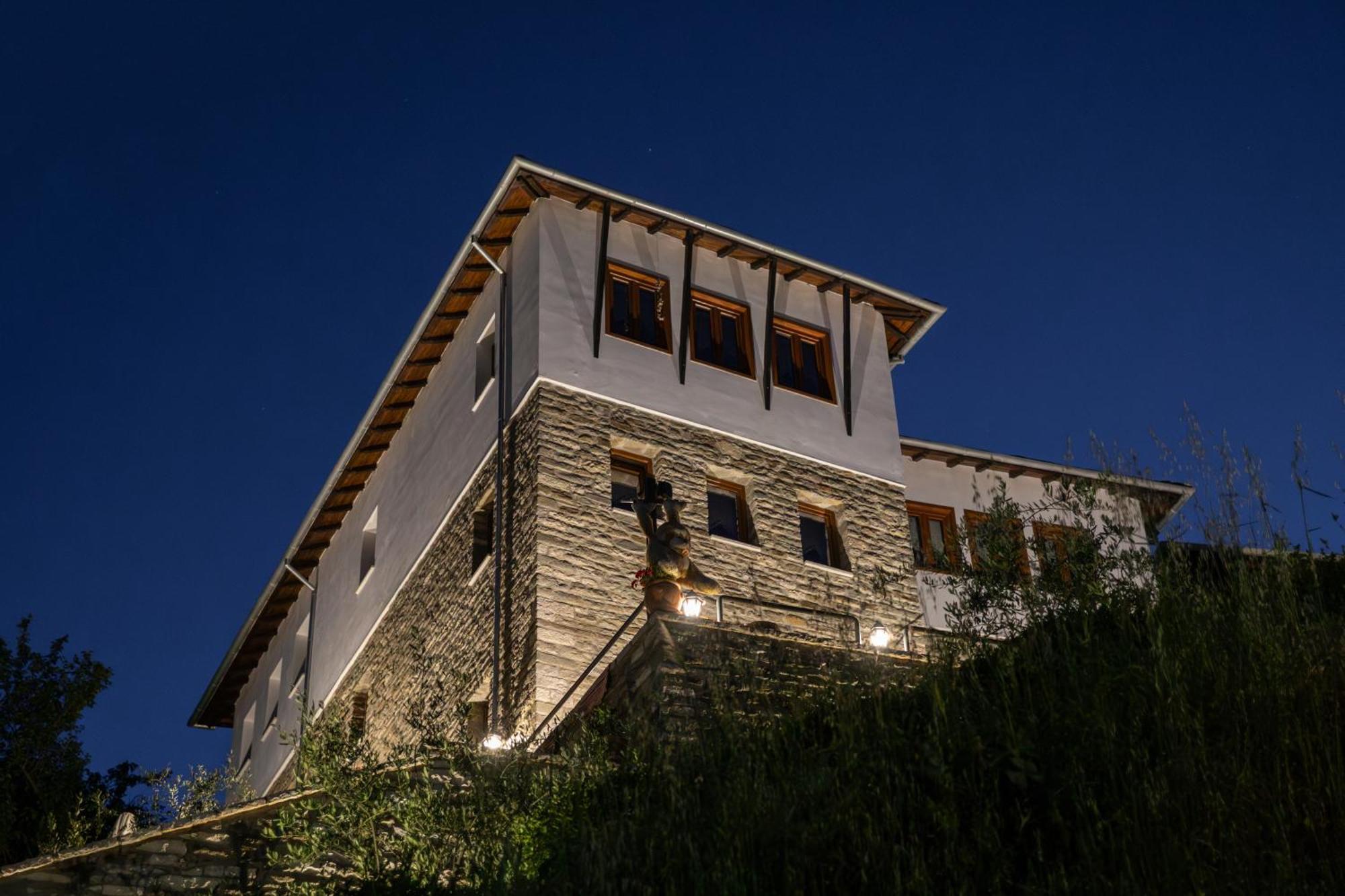 The Stone Sky Hotel Gjirokaster Bagian luar foto